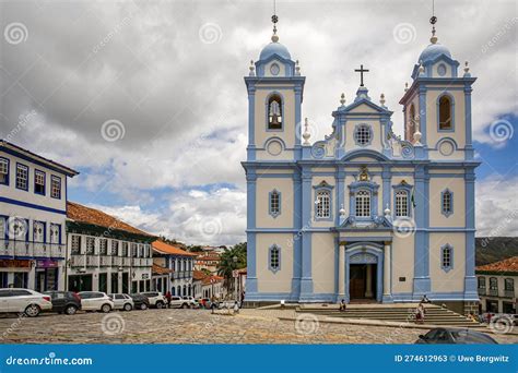  Catedral de Diamantina: Một Kiệt Tác Kiến Trúc Nét Baroque Vẻ Đẹp Lãng Mạn!